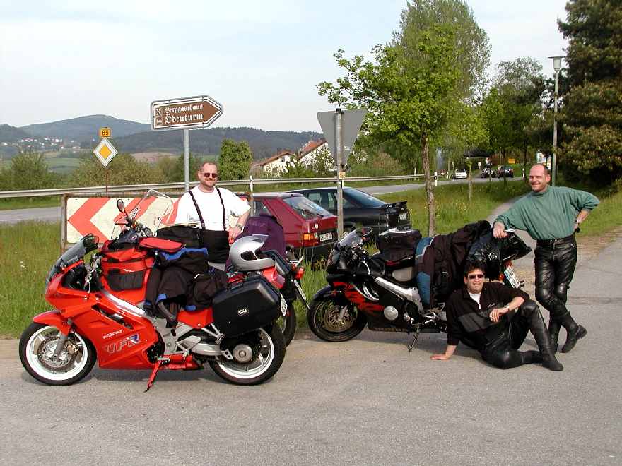 Foto3.jpg (76636 Byte)